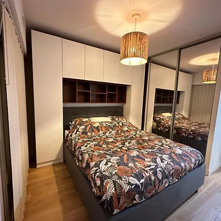 Magnifique 3 Pièces De 55m2 Au Calme Avec Balcon Appartamento Parigi